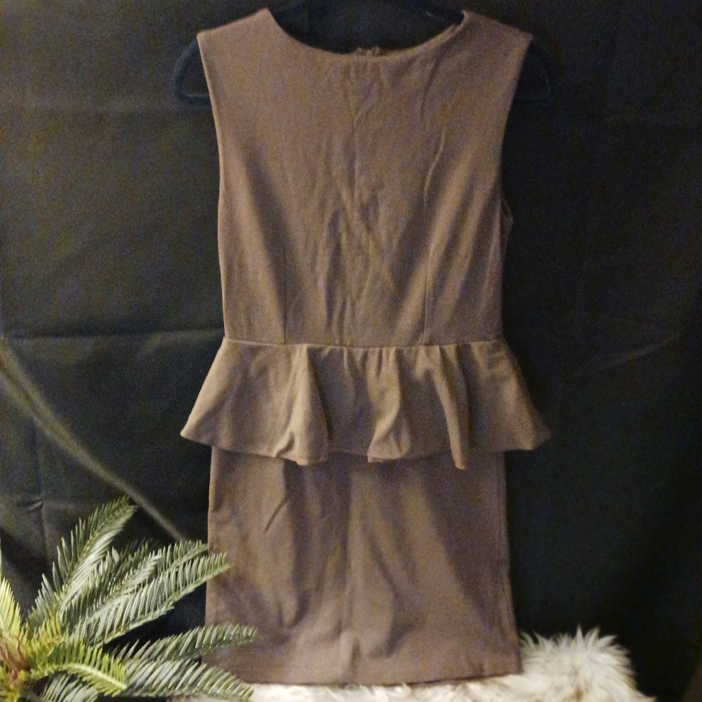 Taupe BCBG Sleeveless Peplum Dress sz Med